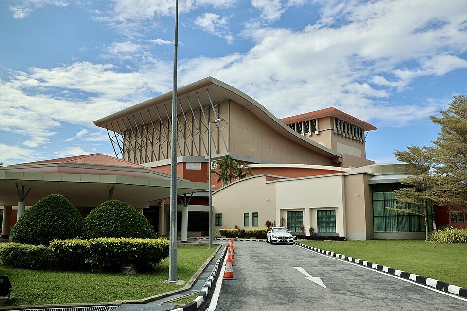 Tungku, Brunei